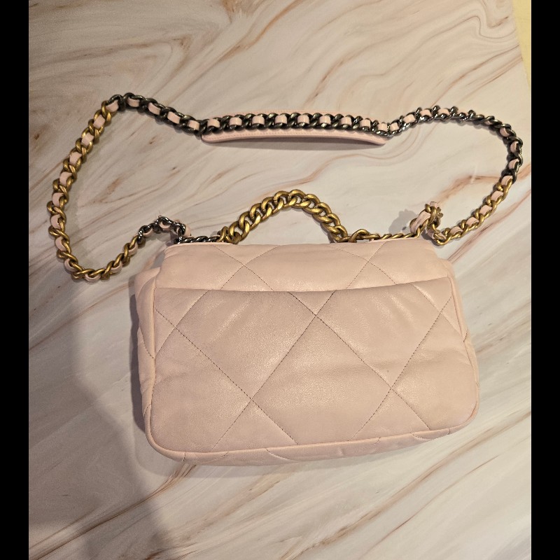 Chanel 19 口蓋包櫻花粉淺粉色26cm晶片款-4