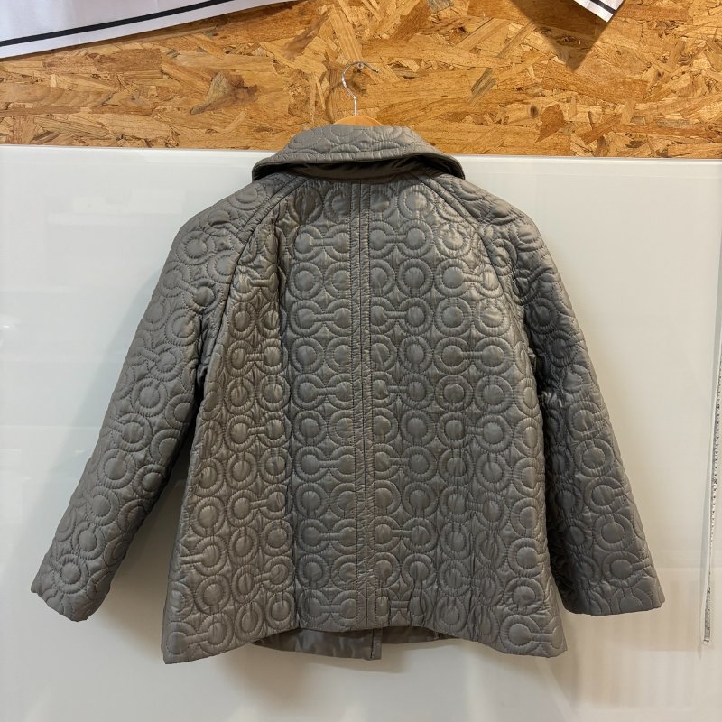 【美收精品】COACH 灰色外套 4-163【隔月月中將轉賣至日本 上架期限30天】-1
