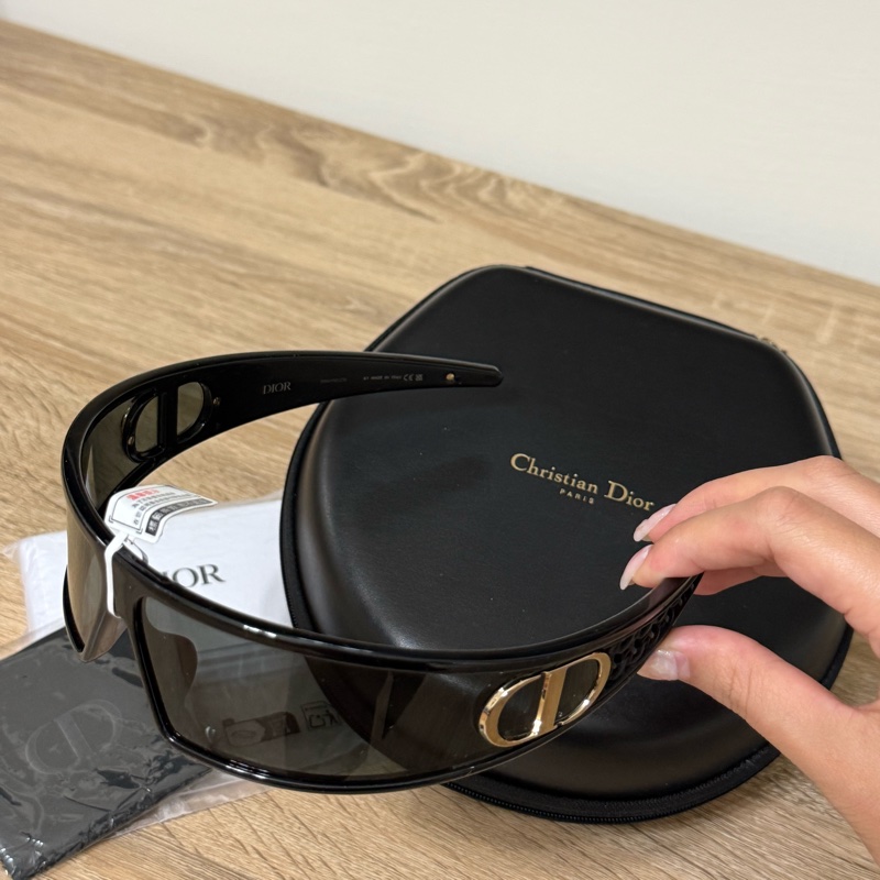 Dior全新髮箍墨鏡-0