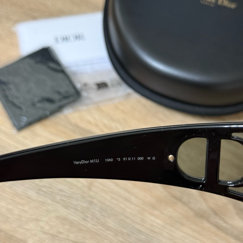 Dior全新髮箍墨鏡-1