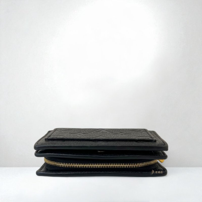 LV皮夾 黑色牛皮壓紋clea對開短夾M80151-5