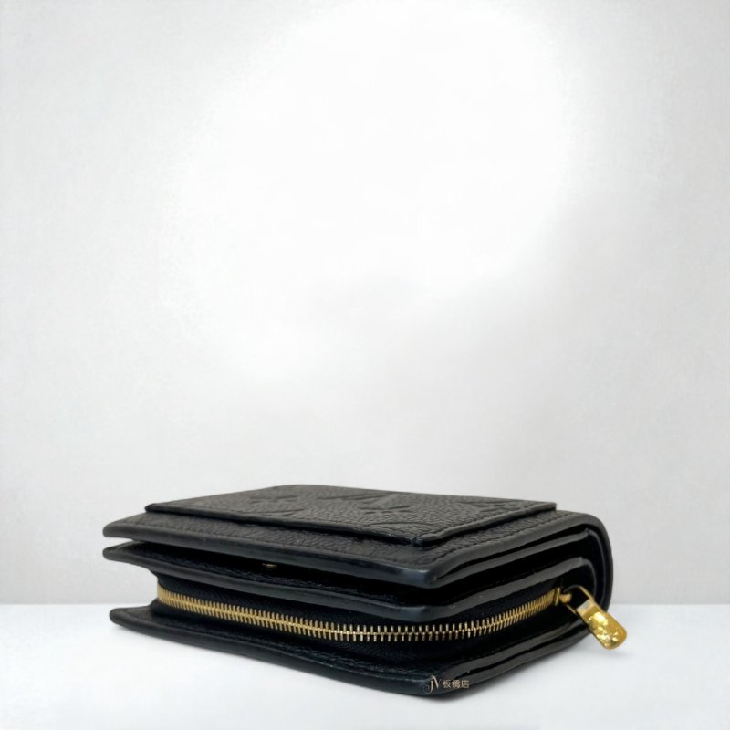 LV皮夾 黑色牛皮壓紋clea對開短夾M80151-9