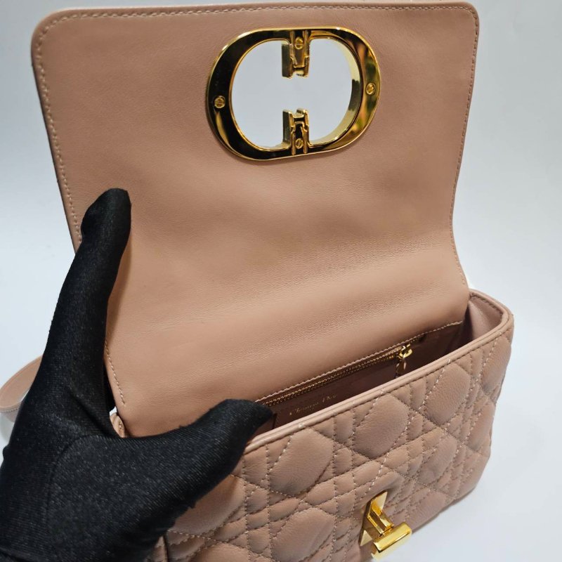 Dior 胭脂粉牛皮Caro小號肩斜背包M9241UWHC-8