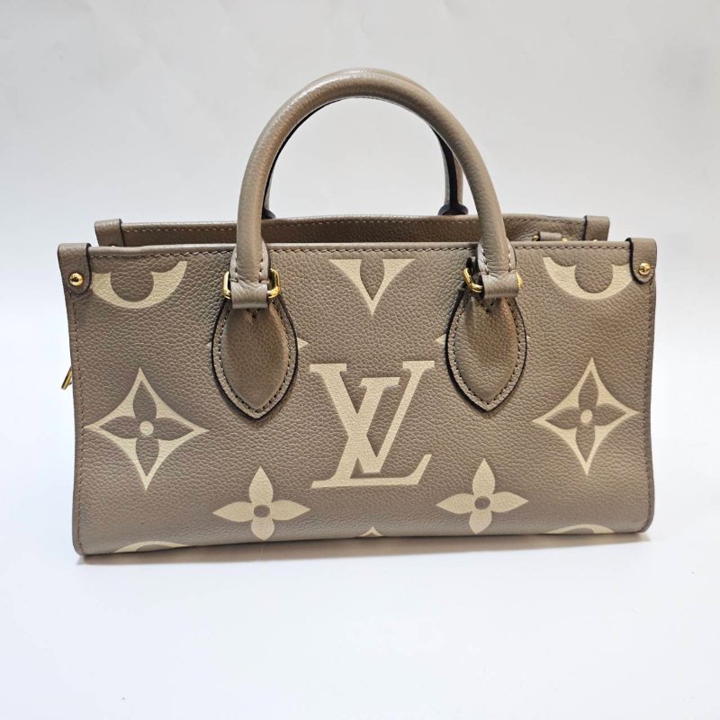 LV 斑鳩灰牛皮壓紋OnTheGoEastWest金釦手提肩斜背包M23641-4