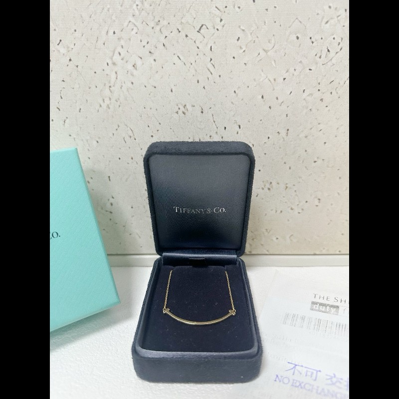 Tiffany 18k smile necklace-0