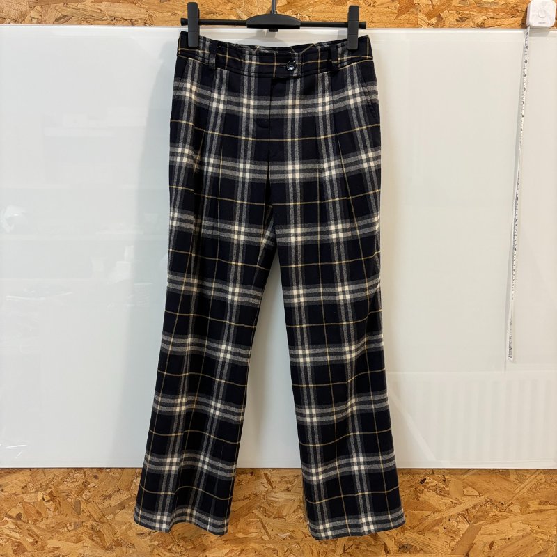 【美收精品】BURBERRY 藍白黃色格紋長褲 4-193【隔月月中將轉賣至日本 上架期限30天】-0