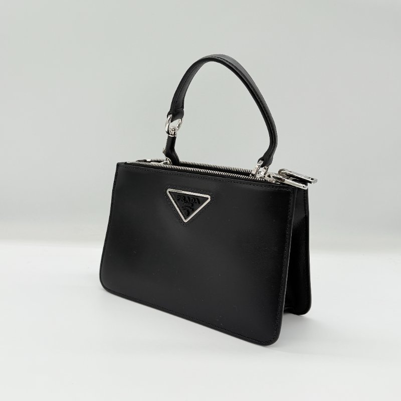 【CP 精選🌟小編推薦】Prada 普拉達 Saffiano 黑色 牛皮 銀扣 肩背袋 肩帶小包（可以拆卸）三合一 斜挎包 單肩包 手提包-2