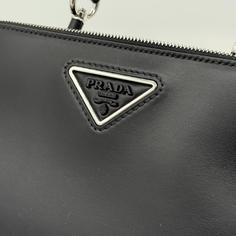 【CP 精選🌟小編推薦】Prada 普拉達 Saffiano 黑色 牛皮 銀扣 肩背袋 肩帶小包（可以拆卸）三合一 斜挎包 單肩包 手提包-7