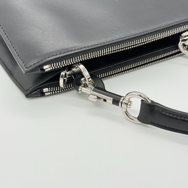 【CP 精選🌟小編推薦】Prada 普拉達 Saffiano 黑色 牛皮 銀扣 肩背袋 肩帶小包（可以拆卸）三合一 斜挎包 單肩包 手提包-13