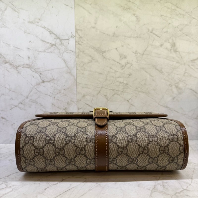 GUCCI老花拼咖啡皮革翻蓋郵差包-4