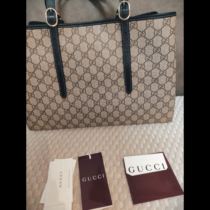 Gucci新款GG Emblem 系列手提肩包-4
