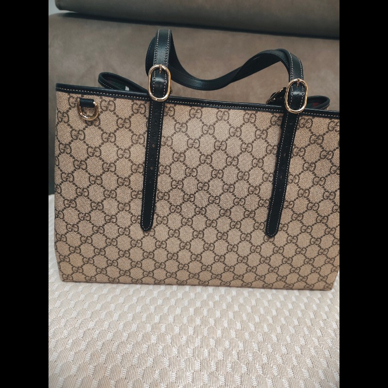 Gucci新款GG Emblem 系列手提肩包-5