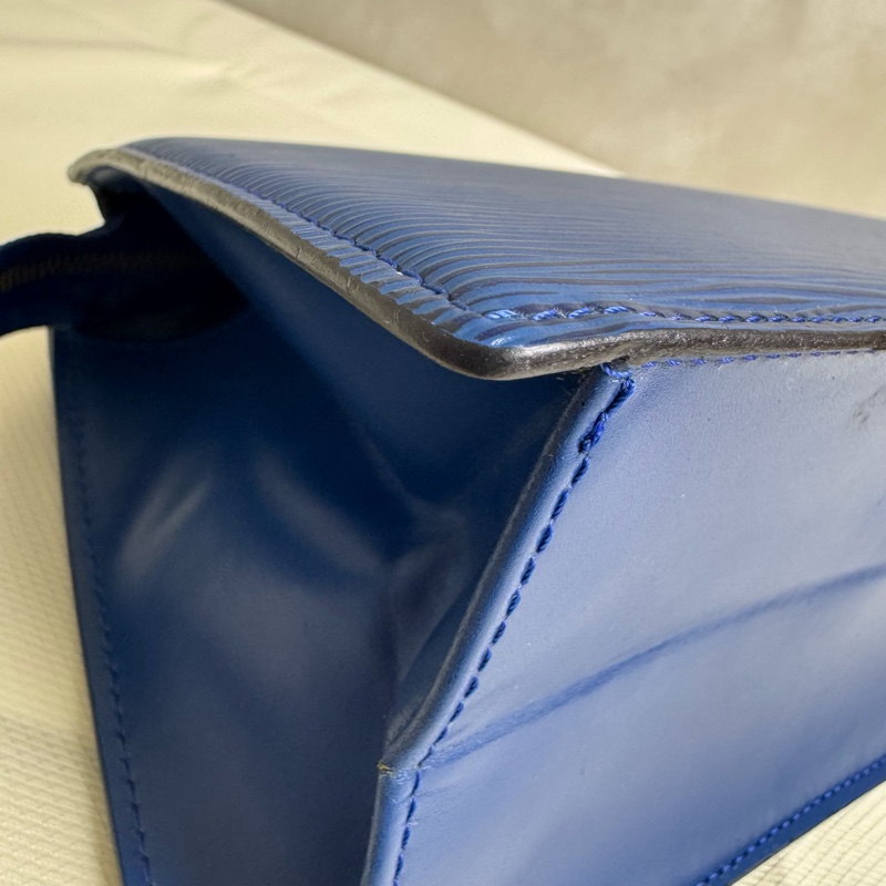 Louis Vuitton Epi 皮革手拿包-10