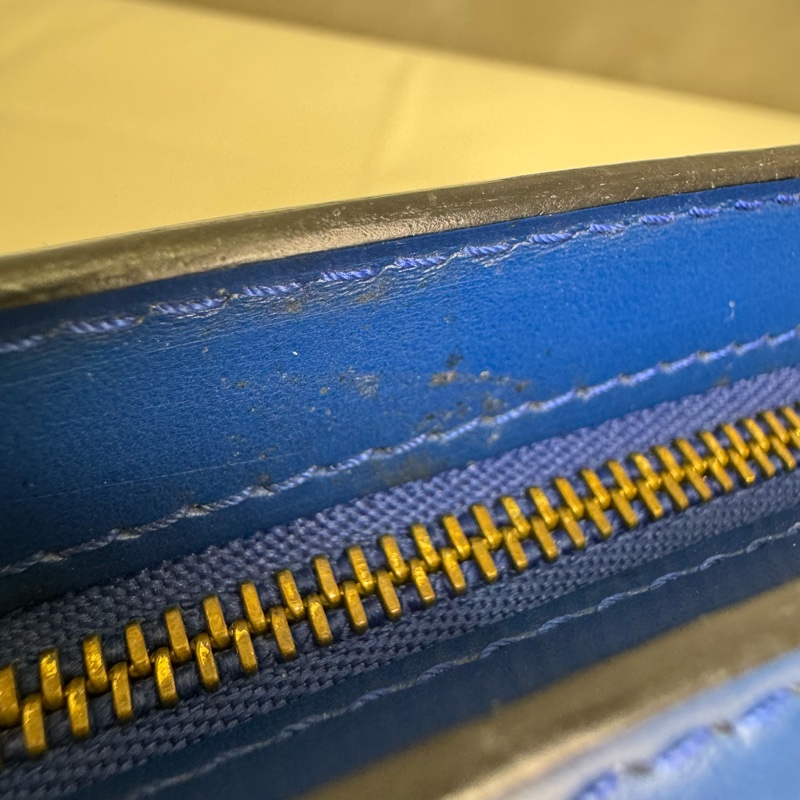 Louis Vuitton Epi 皮革手拿包-15