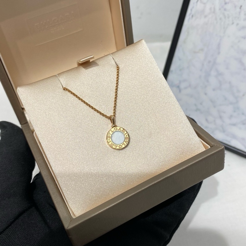 Bvlgari 白母貝18K金雙面圓餅項鍊 18年 編碼MRH1Y3-1