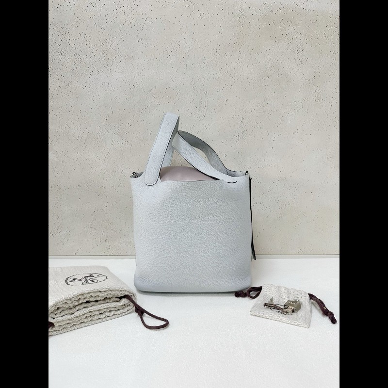 Hermes picotin 22 
聖杯藍銀扣-0