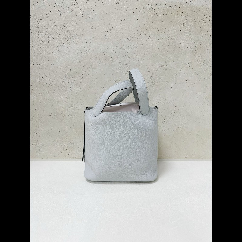 Hermes picotin 22 
聖杯藍銀扣-1