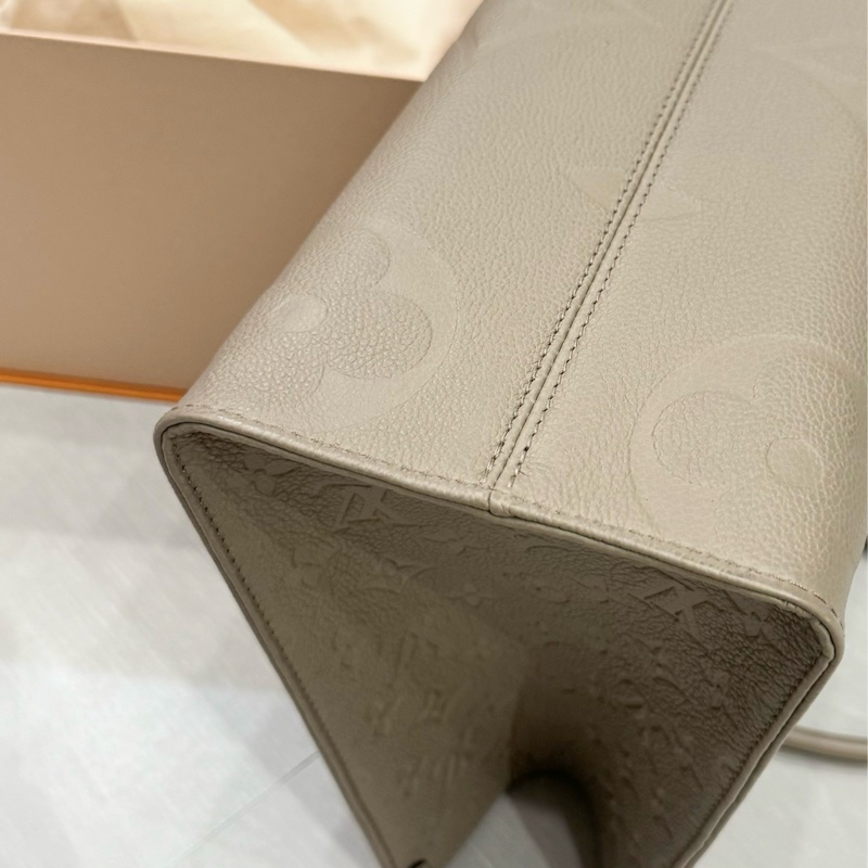 LV onthego MM中號大象灰-5