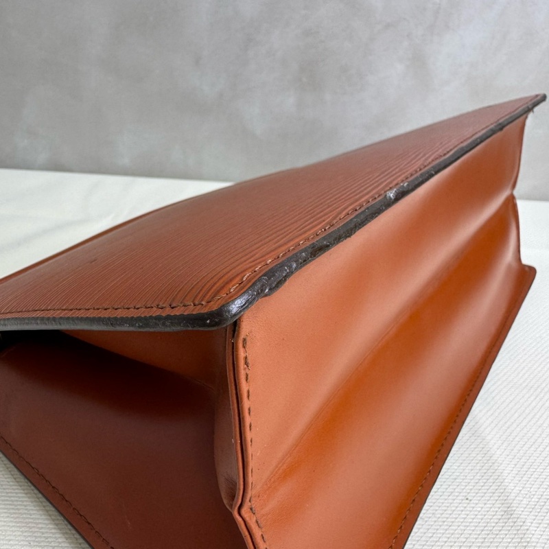 Louis Vuitton Epi棕色手拿包-7