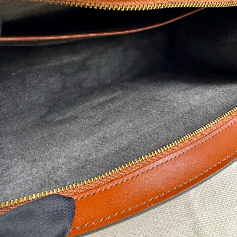 Louis Vuitton Epi棕色手拿包-13