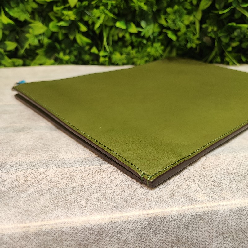 Louis Vuitton Clutch-2