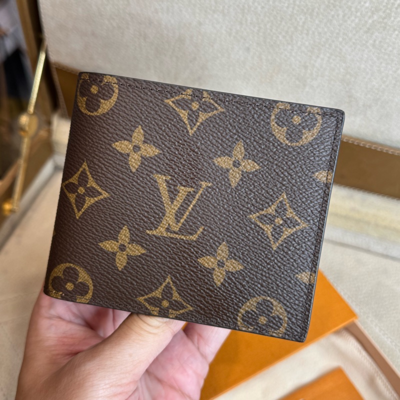 Louis Vuitton 原花男士對開短夾🤎超新閒置品-1