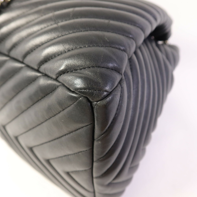 CHANEL 羊皮皮革Shoulder Bag銀扣肩背袋-11