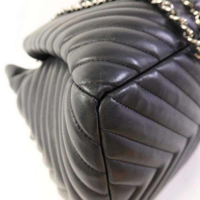 CHANEL 羊皮皮革Shoulder Bag銀扣肩背袋-12