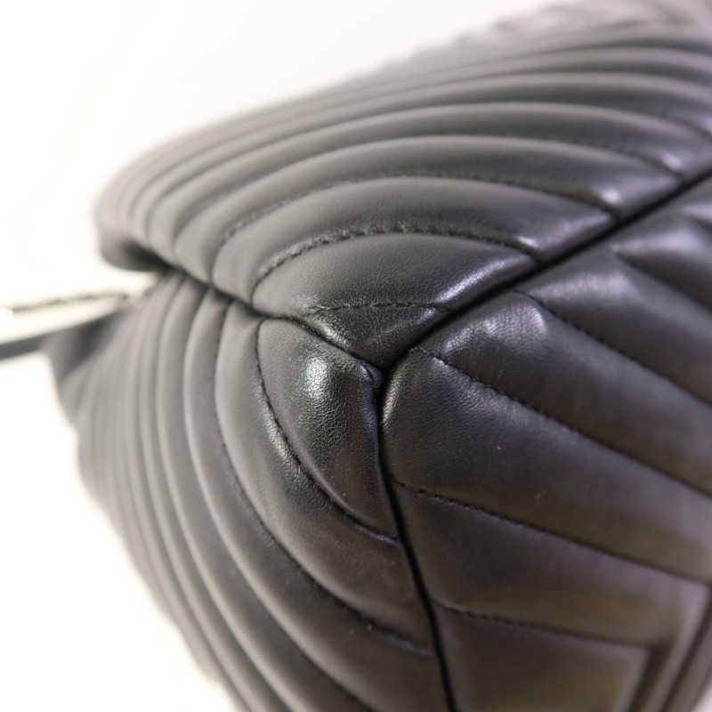 CHANEL 羊皮皮革Shoulder Bag銀扣肩背袋-14