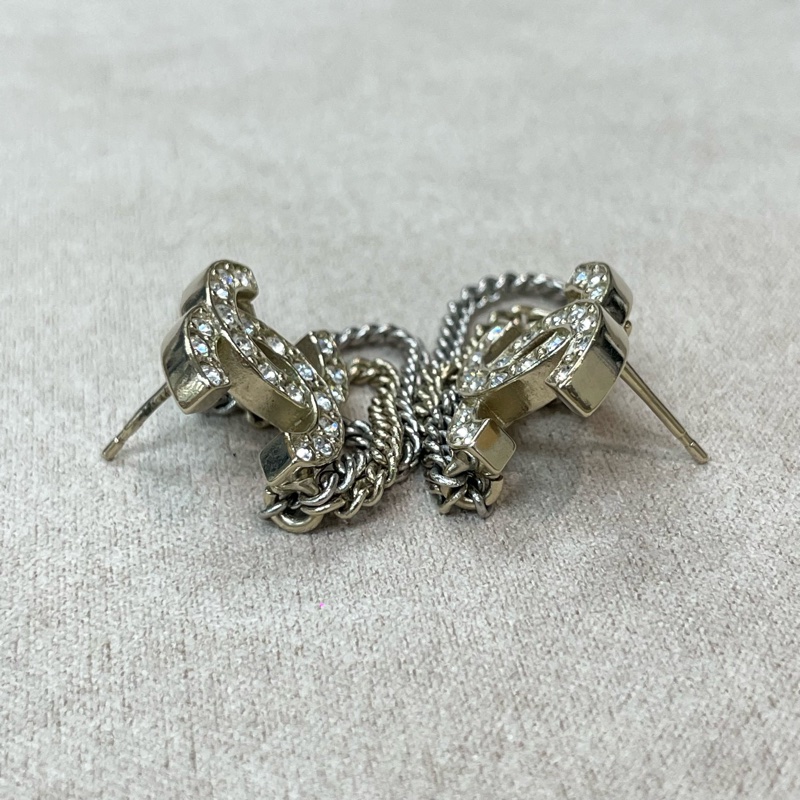 特價優惠! 只做到 9/11! Chanel 21b 雙C水鑽香檳金x銀色鏈條耳環 XB803-5