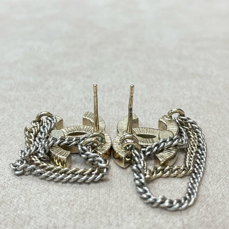 特價優惠! 只做到 9/11! Chanel 21b 雙C水鑽香檳金x銀色鏈條耳環 XB803-19