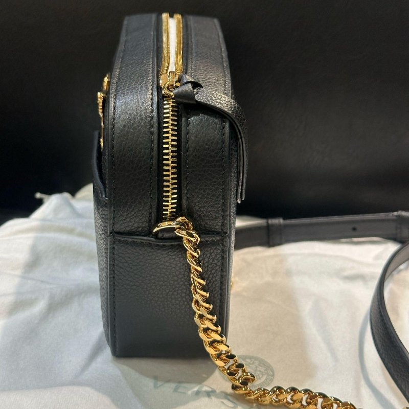 💎Han's house精品服飾💎VERSACE 凡賽斯 女神頭 頂級黑牌 側背包-5