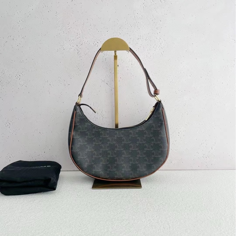 Celine Ava  腕豆包-0