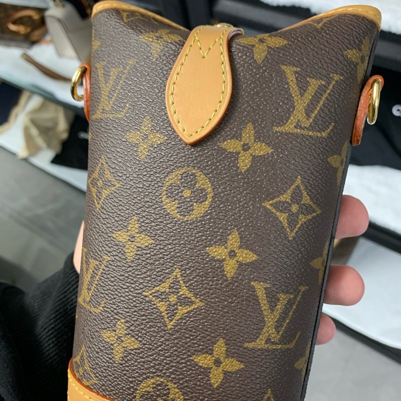 LV路易威登 薯條包 mini 晶片款 肩背包-3