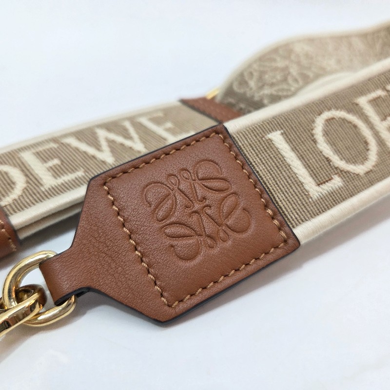 Loewe 米白織布拚棕色牛皮金釦背帶-4