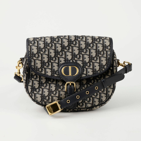 DIOR M9319UTZQ 芭比中型單肩斜背包