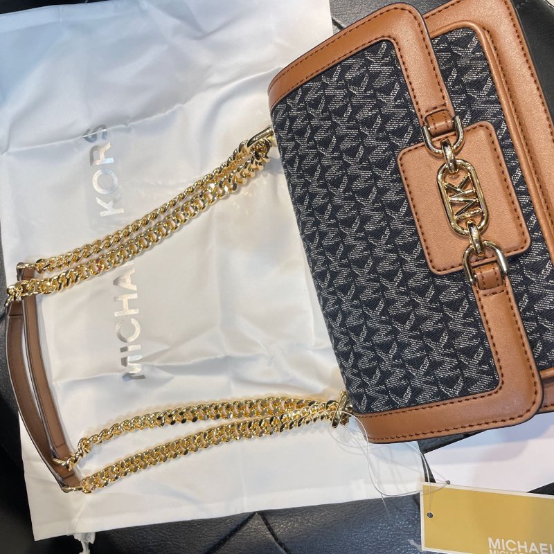 💎Han's house精品服飾💎Michael Kors 包 MK 23X10X15CM-1