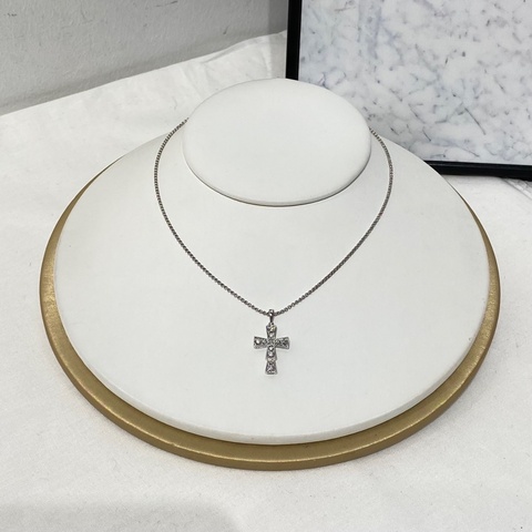 Bvlgari 白金滿鑽十字架項鍊 蛇骨滿鑽
