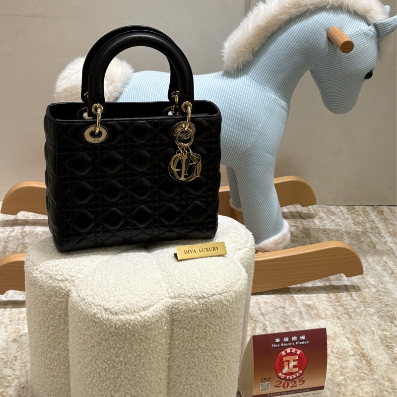 Lady Dior  菱格紋 羊皮 二手9成新🖤-0