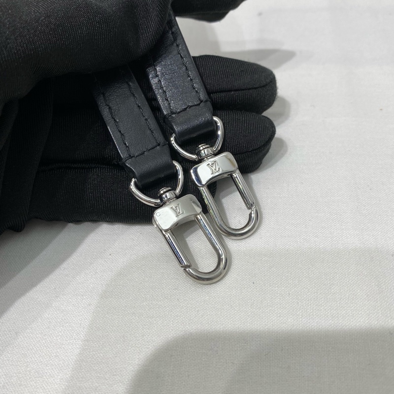 LV CAMERA BOX 黑銀相機盒子斜挎包 缺原鏈條 芯片款 尺寸約12.5x17x7cm-16