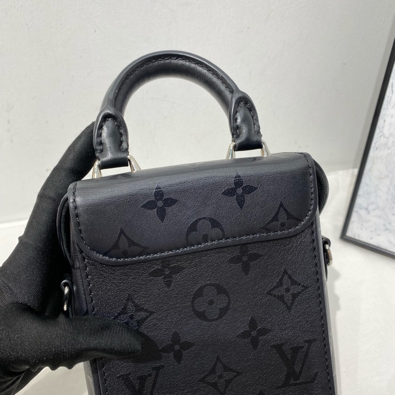 LV CAMERA BOX 黑銀相機盒子斜挎包 缺原鏈條 芯片款 尺寸約12.5x17x7cm-18