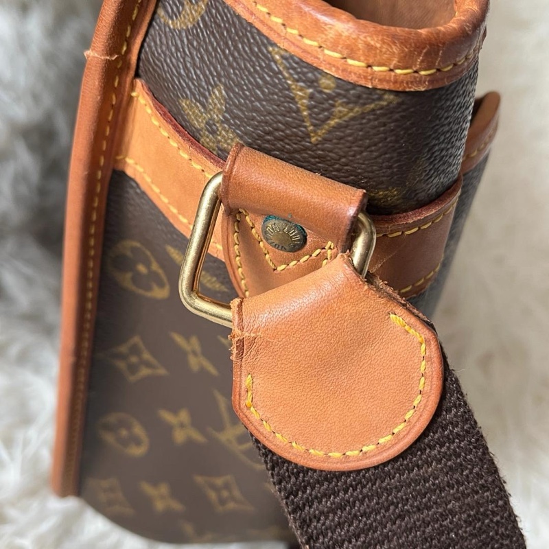 路易威登 Monogram Givessiere 單肩包 側背包 郵差包 斜挎包-19