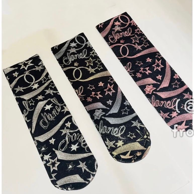 Chanel星星塗鴉短襪 共3個顏色-0
