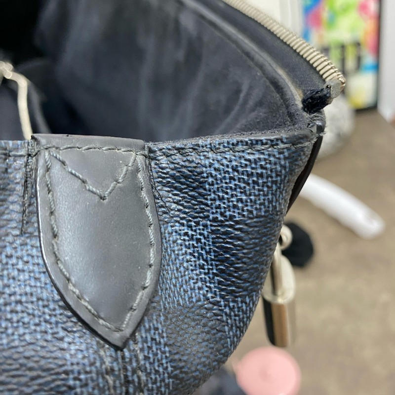 LV 男士棋盤格手提包肩背包-5