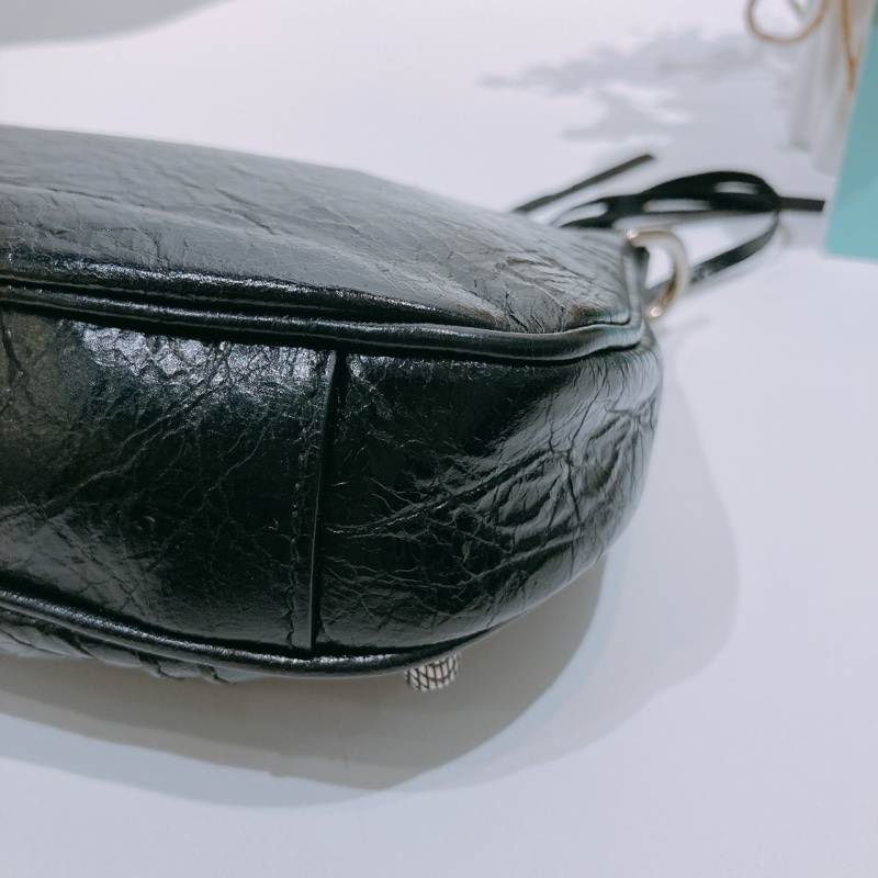 TW4508 BALENCIAGA巴黎世家迷你腋下兩用包包LE CAGOLE MINI BAG WITH CHAIN LAMBSKIN-16