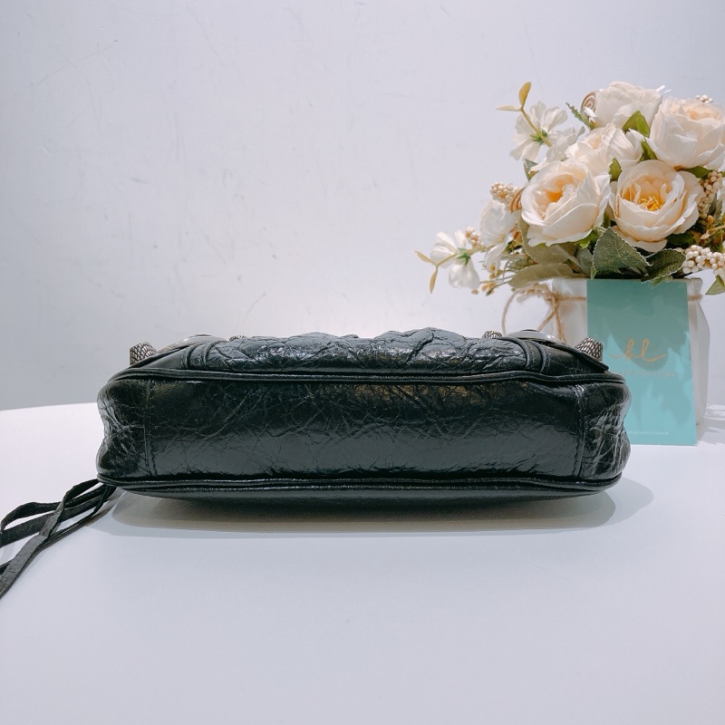 TW4508 BALENCIAGA巴黎世家迷你腋下兩用包包LE CAGOLE MINI BAG WITH CHAIN LAMBSKIN-20