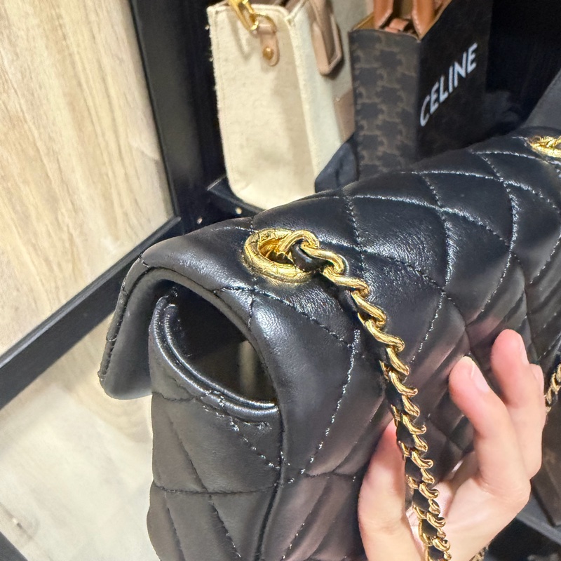 Chanel香奈兒迷你口蓋包（晶片款）-10