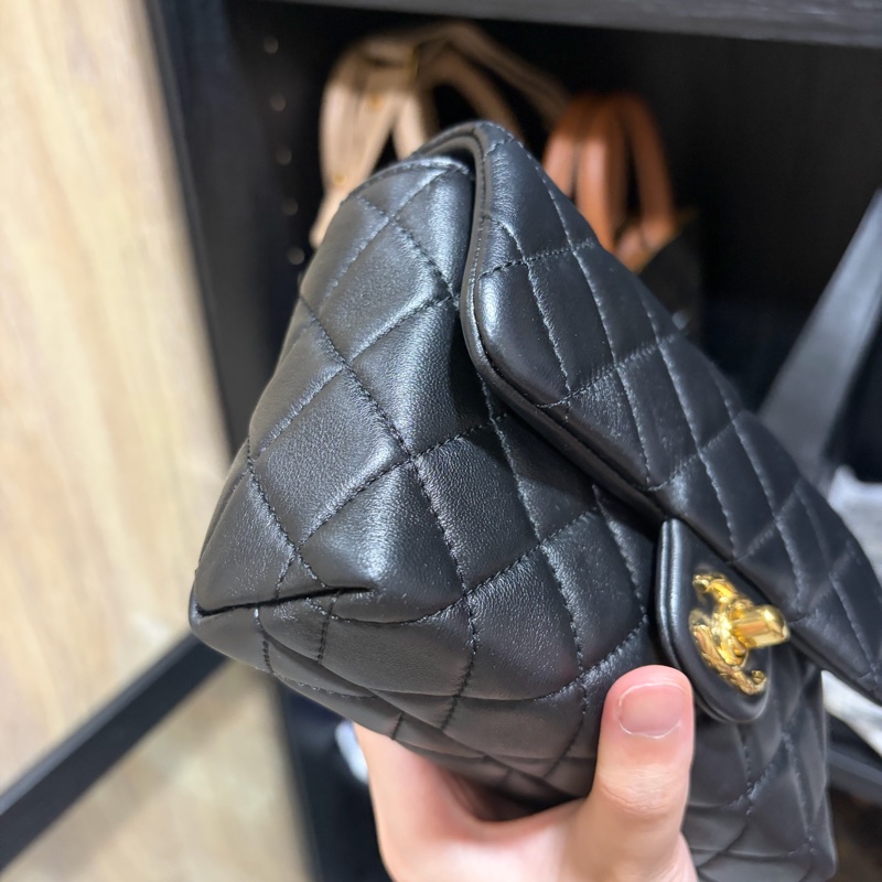 Chanel香奈兒迷你口蓋包（晶片款）-14