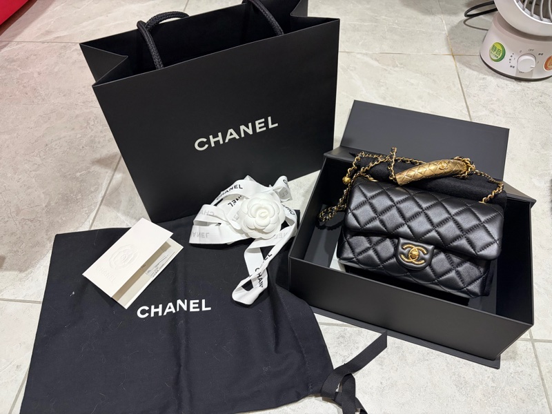 Chanel香奈兒迷你口蓋包（晶片款）-15