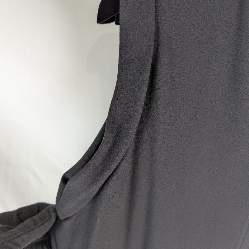 莉亞精品♡Versace 無袖上衣 尺碼42 近新美品-2